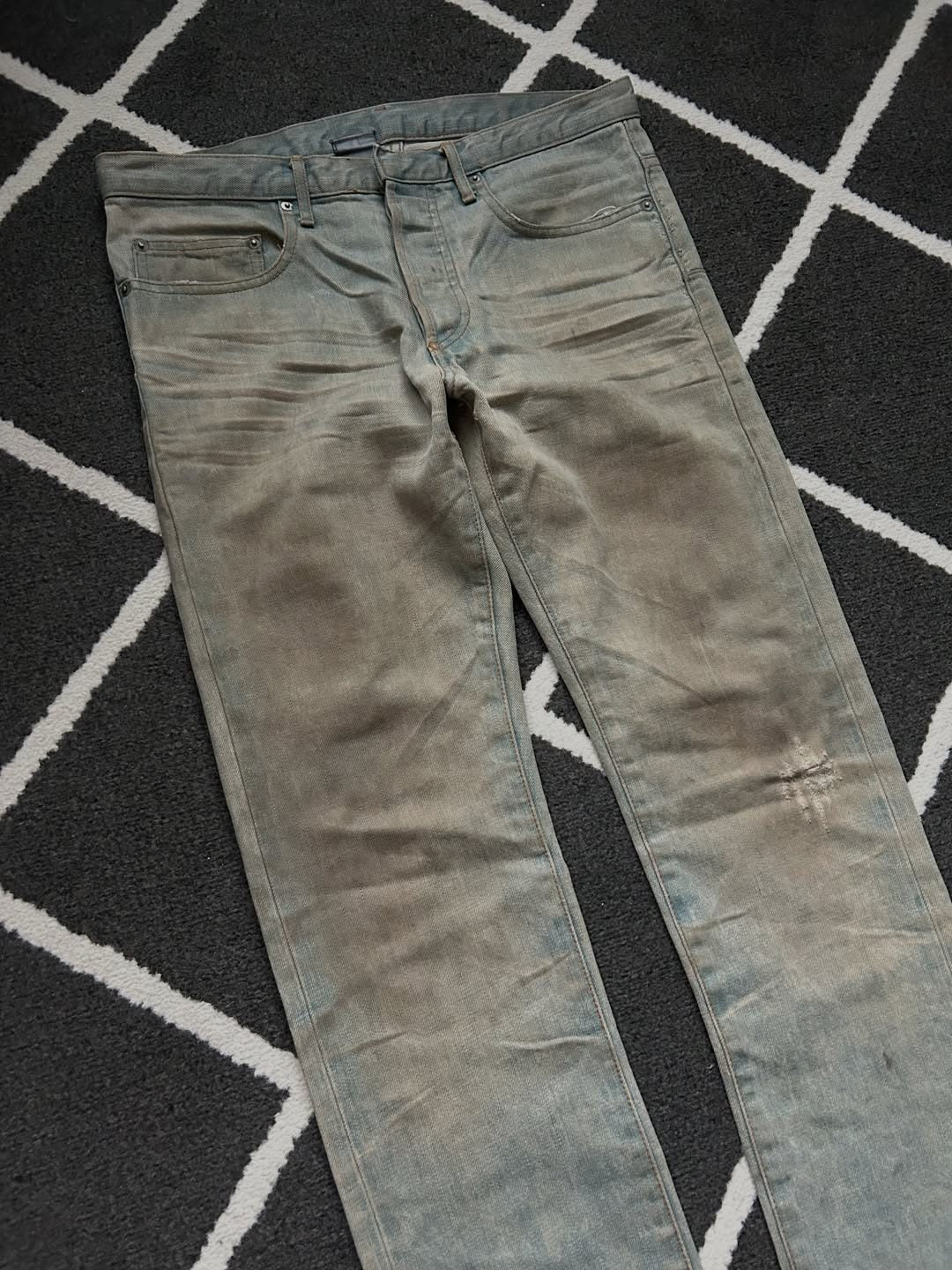 Dior Homme Dirty Bleu Claire Denim